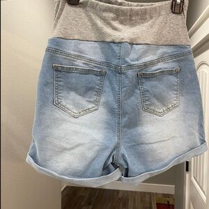 Shorts, never worn, 8-10 size